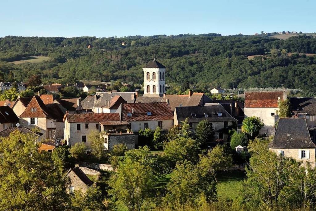 Maison Marianne Et Sa Piscine Dans Le Perigord Villa La Bachellerie Buitenkant foto