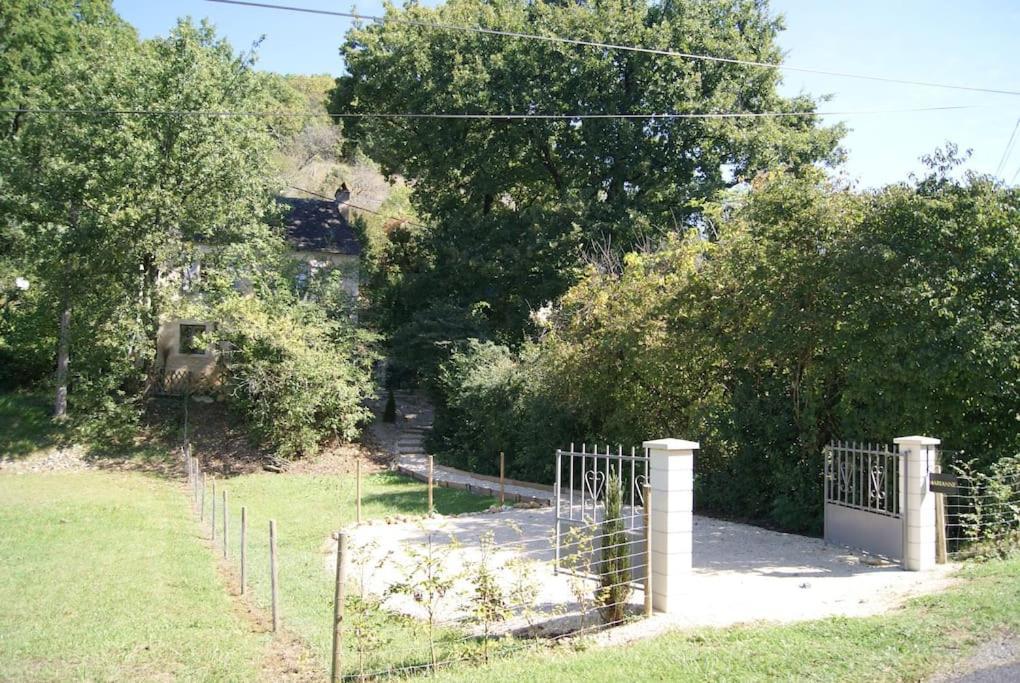 Maison Marianne Et Sa Piscine Dans Le Perigord Villa La Bachellerie Buitenkant foto